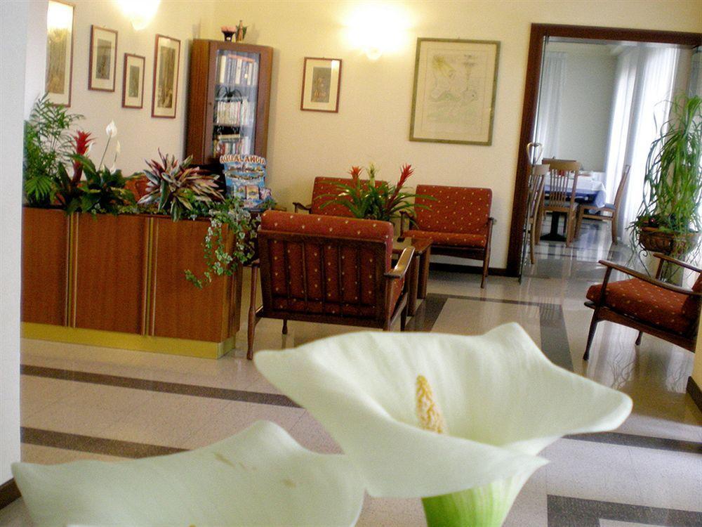 Pensione Villa Joli Lido di Jesolo Dış mekan fotoğraf